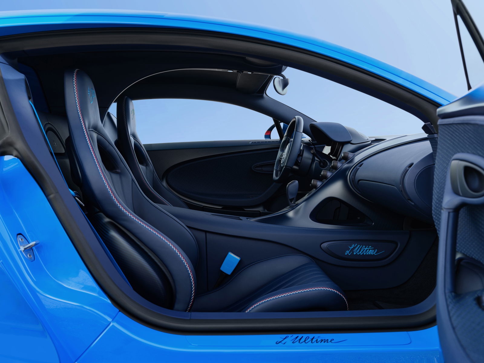 Bugatti Chiron L'Ultime - interior